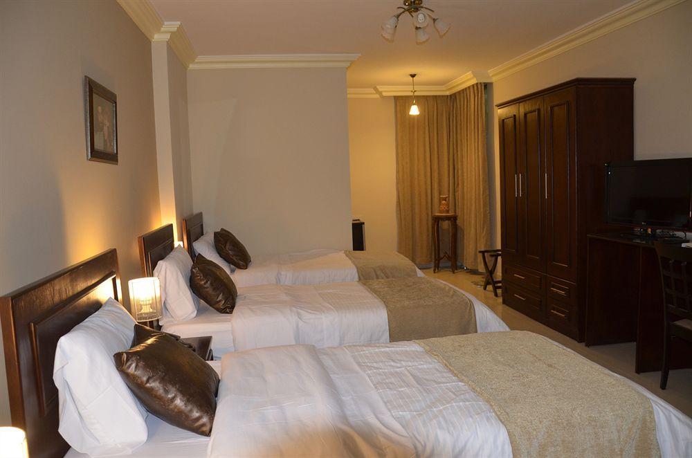 Saint John Hotel Madaba Exterior photo