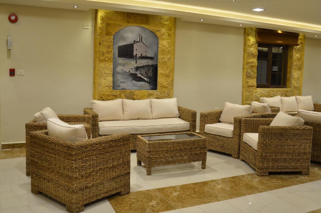 Saint John Hotel Madaba Exterior photo